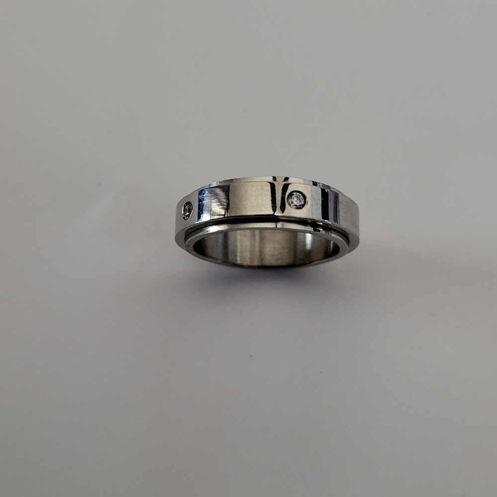 Stainless steel crystal, Fidget spinner ring size 7.